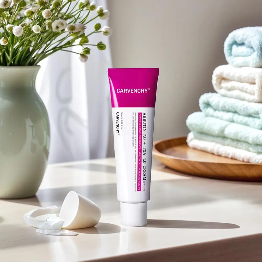 أربوتين كريم شد الوجه العناية بالوجه كريم تفتيح البقع تتلاشى البقع الداكنة كريم وجه ثبات كريم وجه العناية بالبشرة